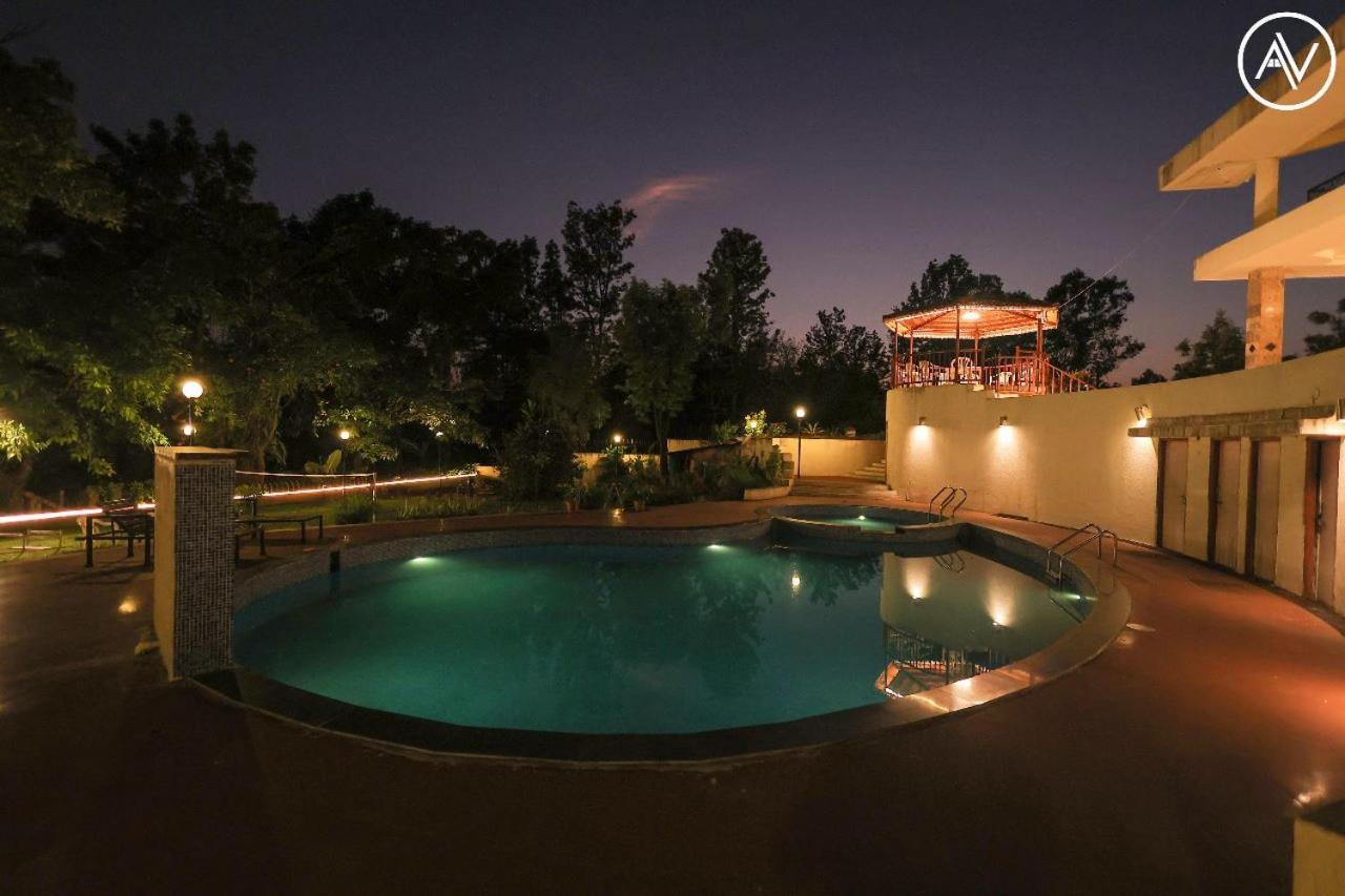 Arcus Villa - Swimming Pool/Ac/Luxurious Mahābaleshwar Dış mekan fotoğraf